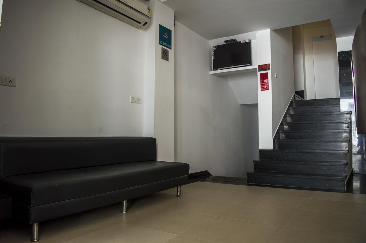 Oyo 751 Hotel Shree Palace Μποπάλ Εξωτερικό φωτογραφία